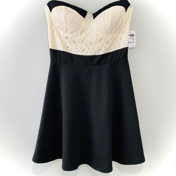 NWT Charlotte Russe Strapless Lace Top Dress - Picture 1 of 5